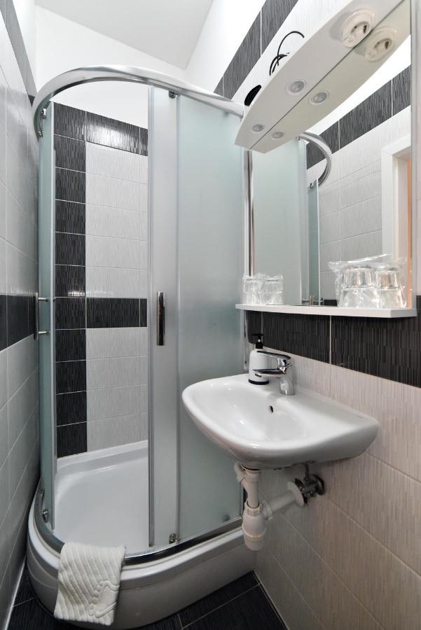 Virtus Apartments And Rooms With Free Private Parking Zagreb Dış mekan fotoğraf